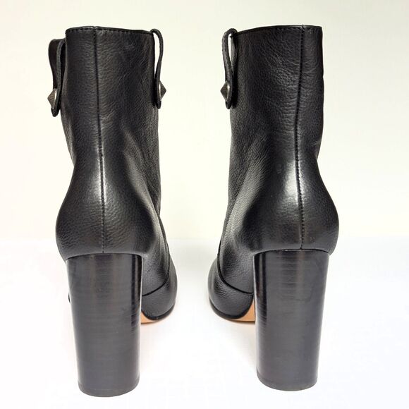 NWOT Paige Black Pebbled Leather Heeled Ankle Booties w/ Pewter Stud Size 7.5 - Picture 5 of 15